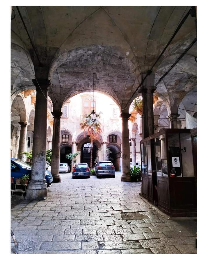 Palazzo Cuto Central Flat Palerme Extérieur photo